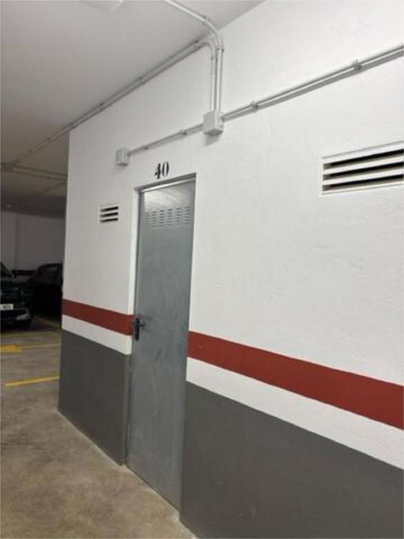 Box room to rent in Catarroja