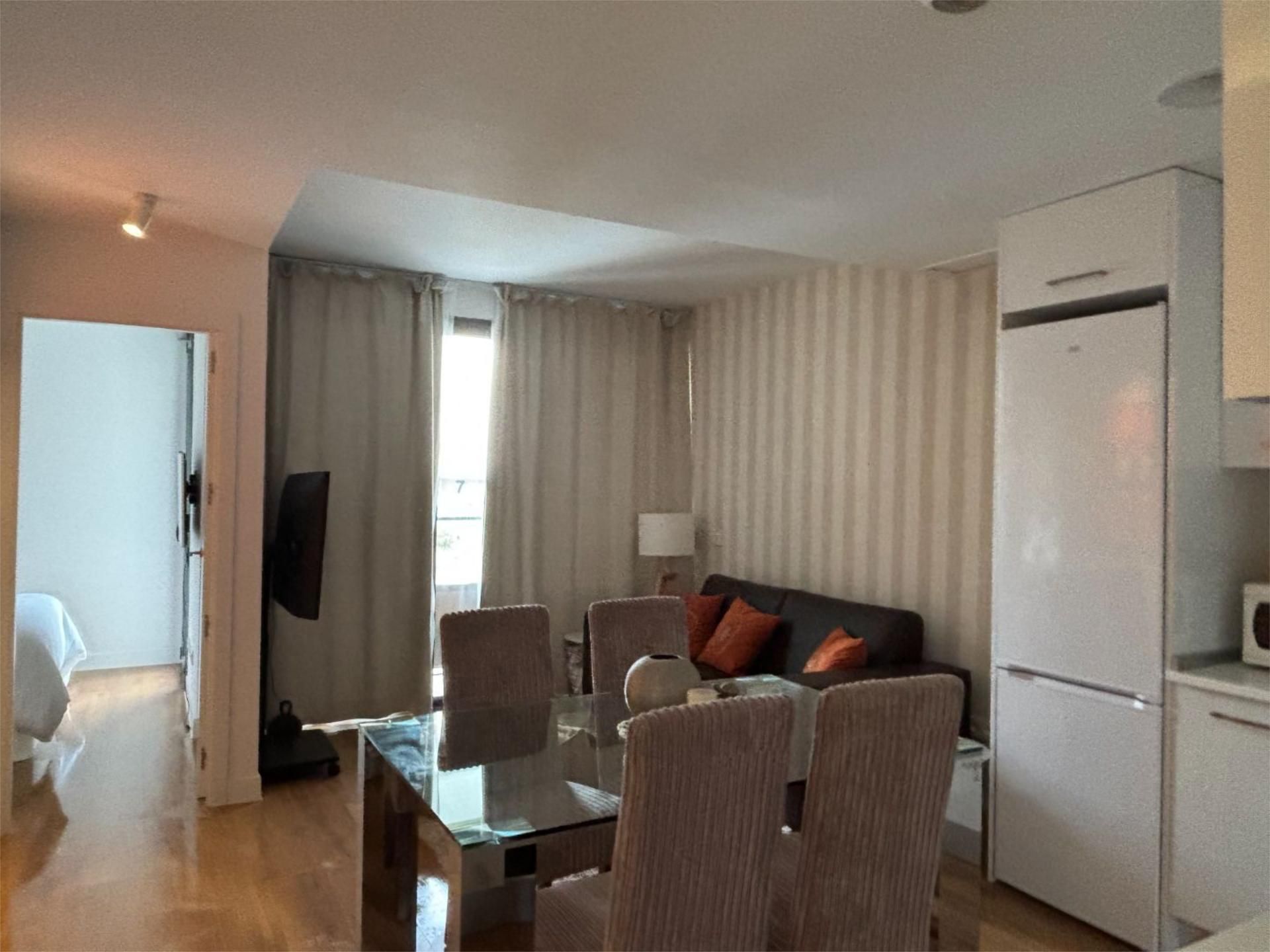 Living room of Flat to rent in San Sebastián de los Reyes  with Air Conditioner, Heating and Private garden