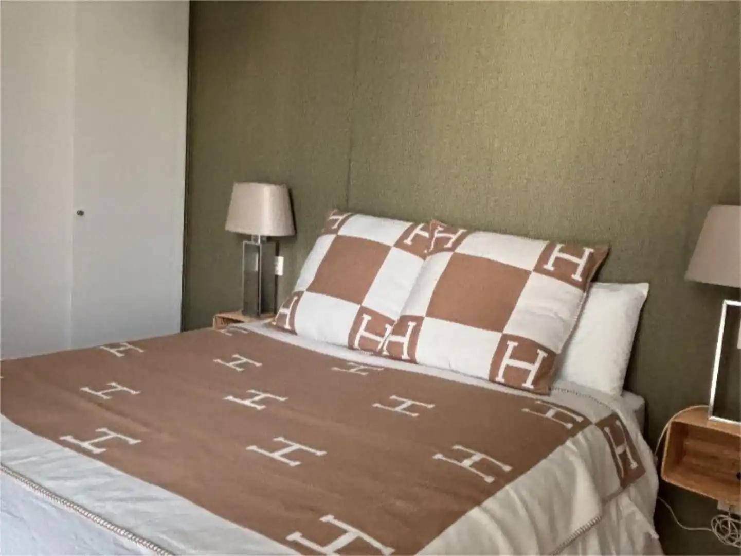 Bedroom of Flat for rent in San Sebastián de los Reyes  with Air Conditioner, Heating and Private garden