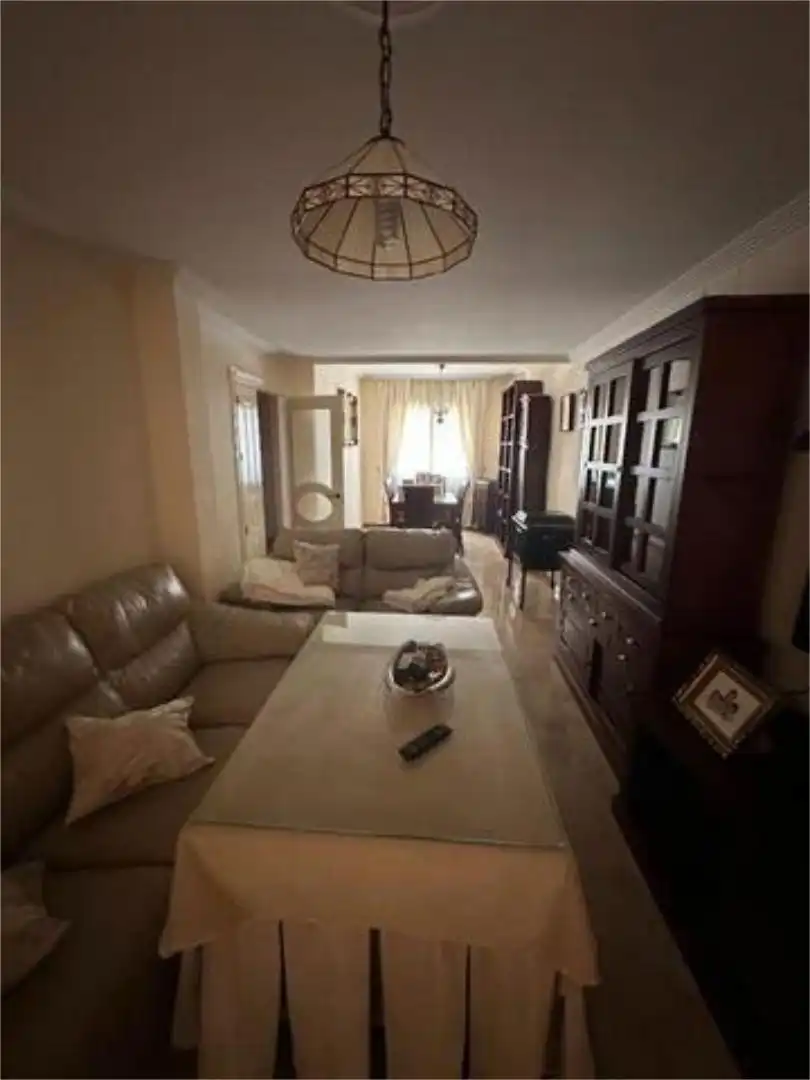 Sala de estar de Casa adosada en venta en La Puebla del Río