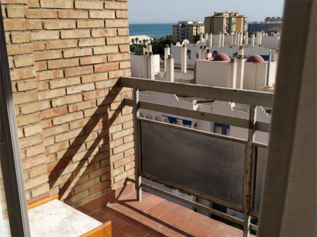 Piso en Alquiler en Calle Góngora, 26 en Parque Ayala - Jardín de la Abadía - Huelín