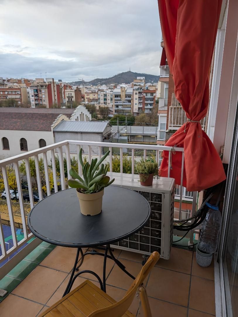 Piso en venta en Carrer de la Riera Blanca, 182, Santa Eulàlia Terraza de Piso en venta en L'Hospitalet de Llobregat con Aire acondicionado y Terraza