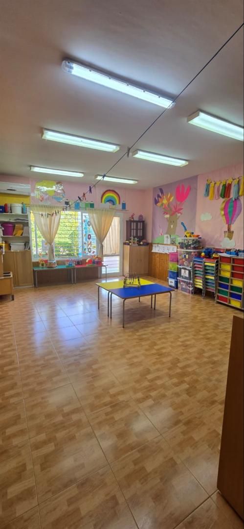 Premises to rent in Gelves  with Air Conditioner