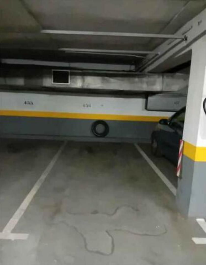 Parking of Garage to rent in  Madrid Capital
