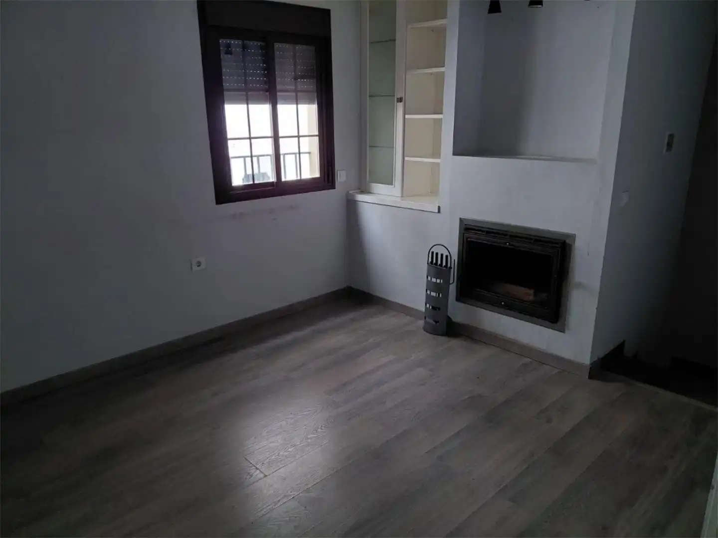 Living room of Houses for rent in Jerez de los Caballeros  with Parquet flooring, Terrace and Storage room