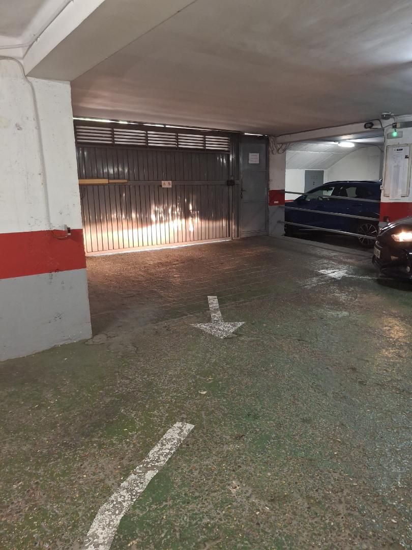 Aparcament de Garatge en venda en  Zaragoza Capital