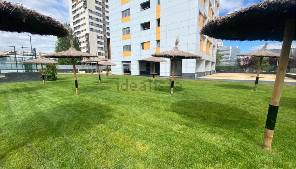Piso de alquiler en Calle de Dulce Chacón, 23, Virgen del Cortijo - Manoteras - Imagen 3