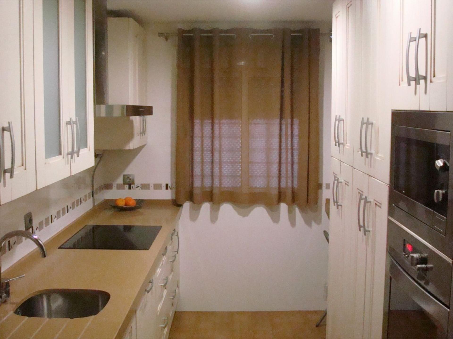 Flat to rent in Calle Pío Baroja, 1, Arco Norte - Avda. España Kitchen of Flat to rent in Dos Hermanas with Air Conditioner, Heating and Storage room