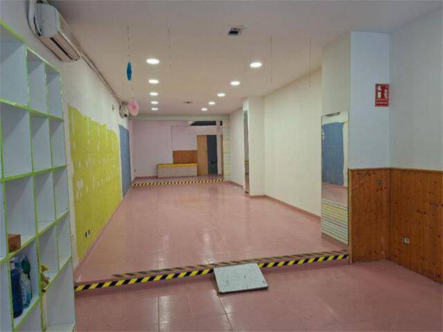 Local comercial en Alquiler en El Ejido - Santa Ana