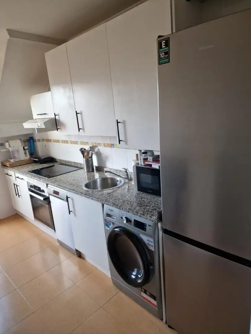 Küche von Wohnung zum Verkauf in Langreo mit Balkon