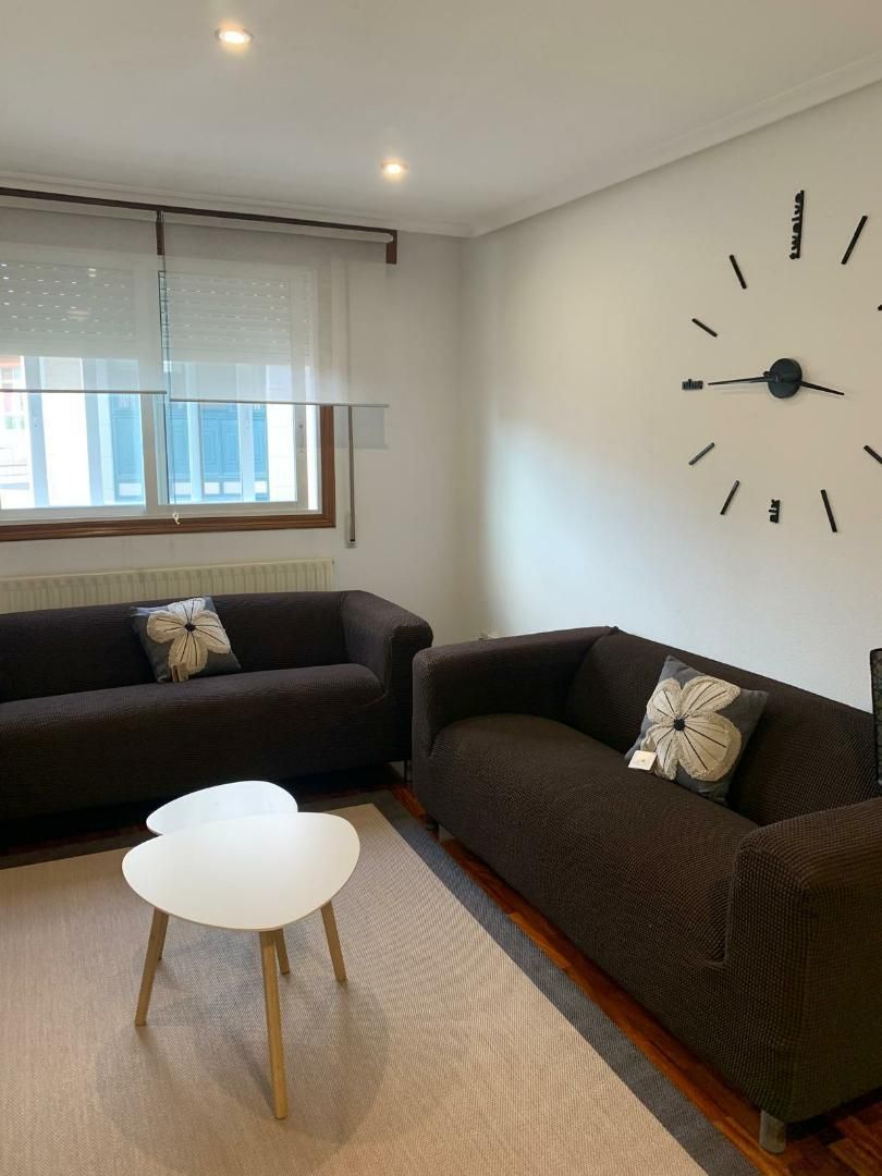 Living room of Duplex to rent in Ourense Capital   with Heating, Parquet flooring and Furnished