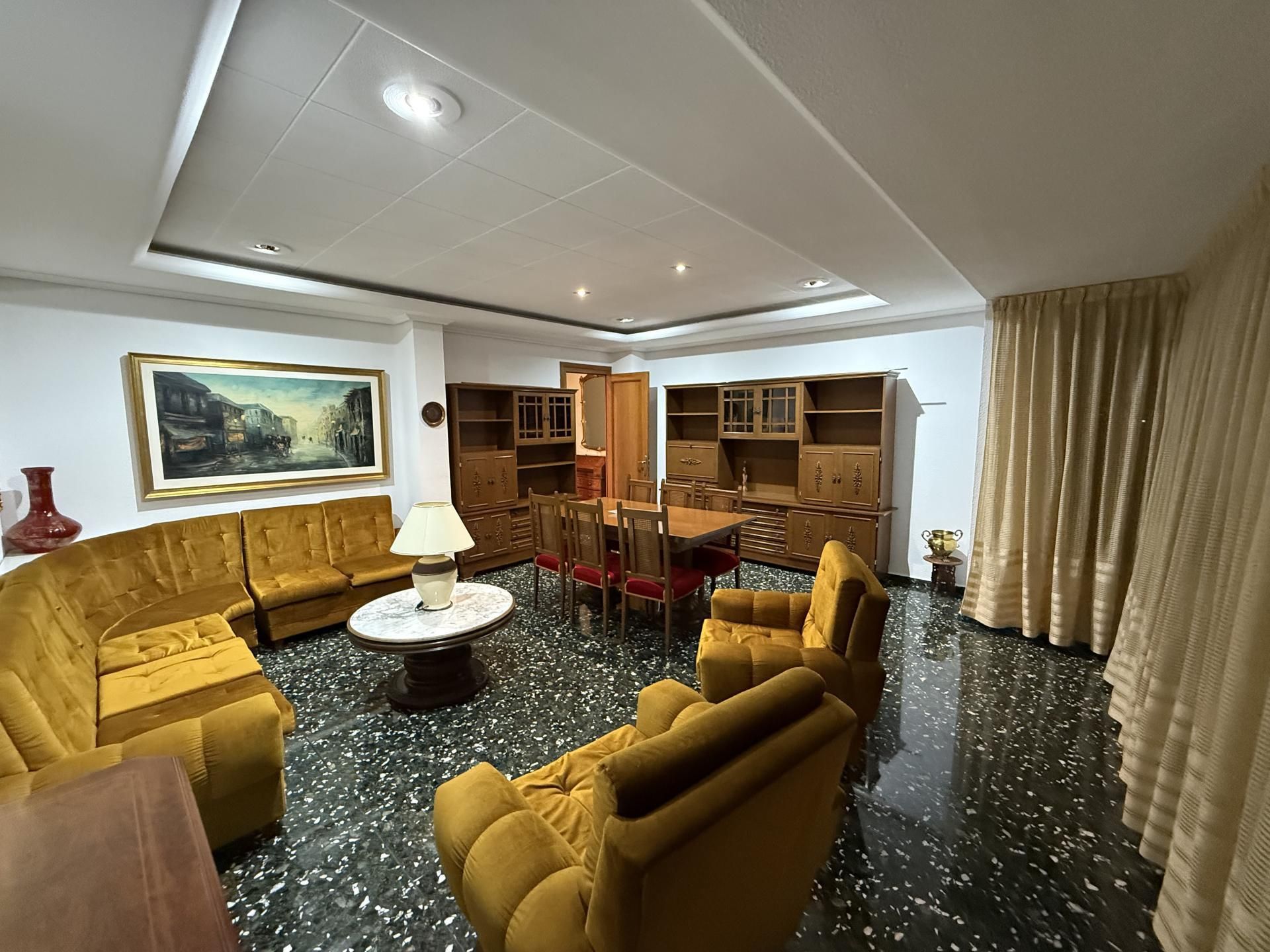 Living room of Flat to rent in Foios  with Air Conditioner, Heating and Storage room