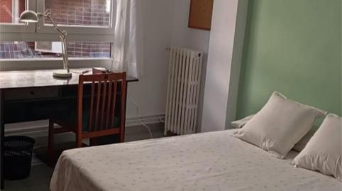 Photo 2 of Flat to share in Calle de Juan Pablo Bonet, 2, Ruiseñores,  Zaragoza Capital