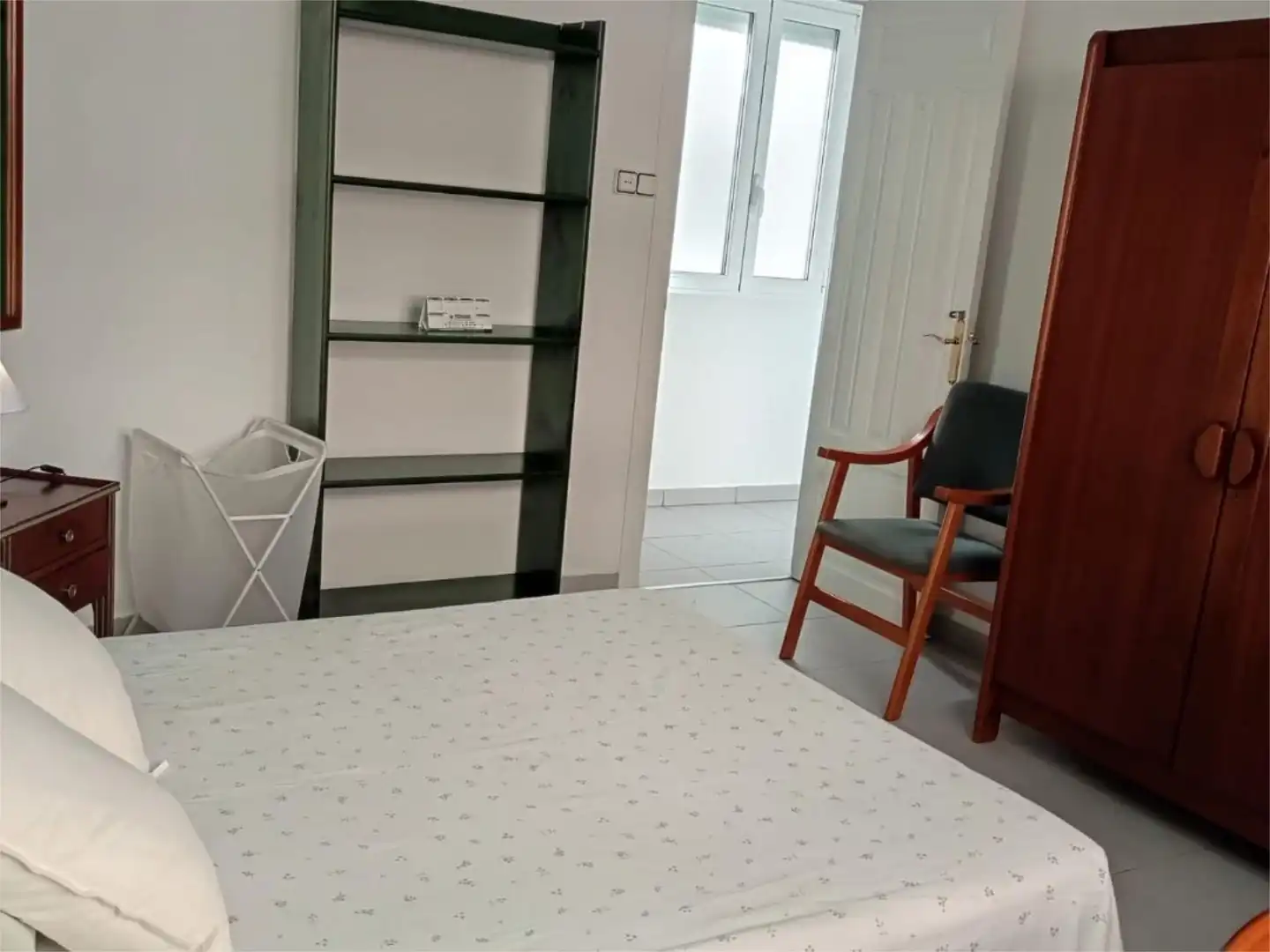 Room in Calle de Juan Pablo Bonet, 2, Ruiseñores Room in Calle de Juan Pablo Bonet, 2, Ruiseñores