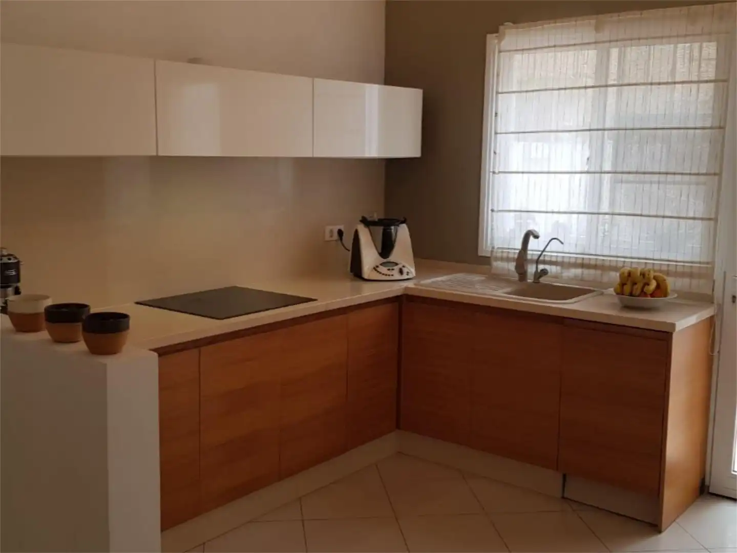 Dúplex en venta en Callejón Tempano, 30, La Camella Cocina de Dúplex en venta en Arona con Aire acondicionado, Jardín privado y Parquet