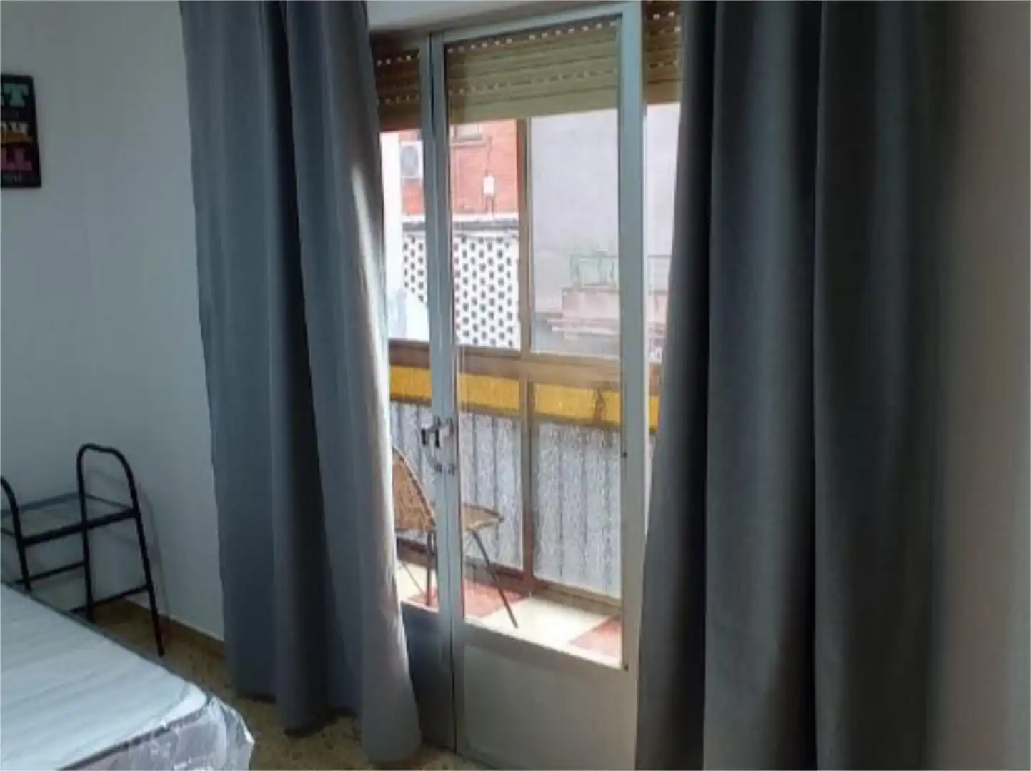 Room in Avenida Primero de Mayo, 44, Centro Room in Avenida Primero de Mayo, 44, Centro