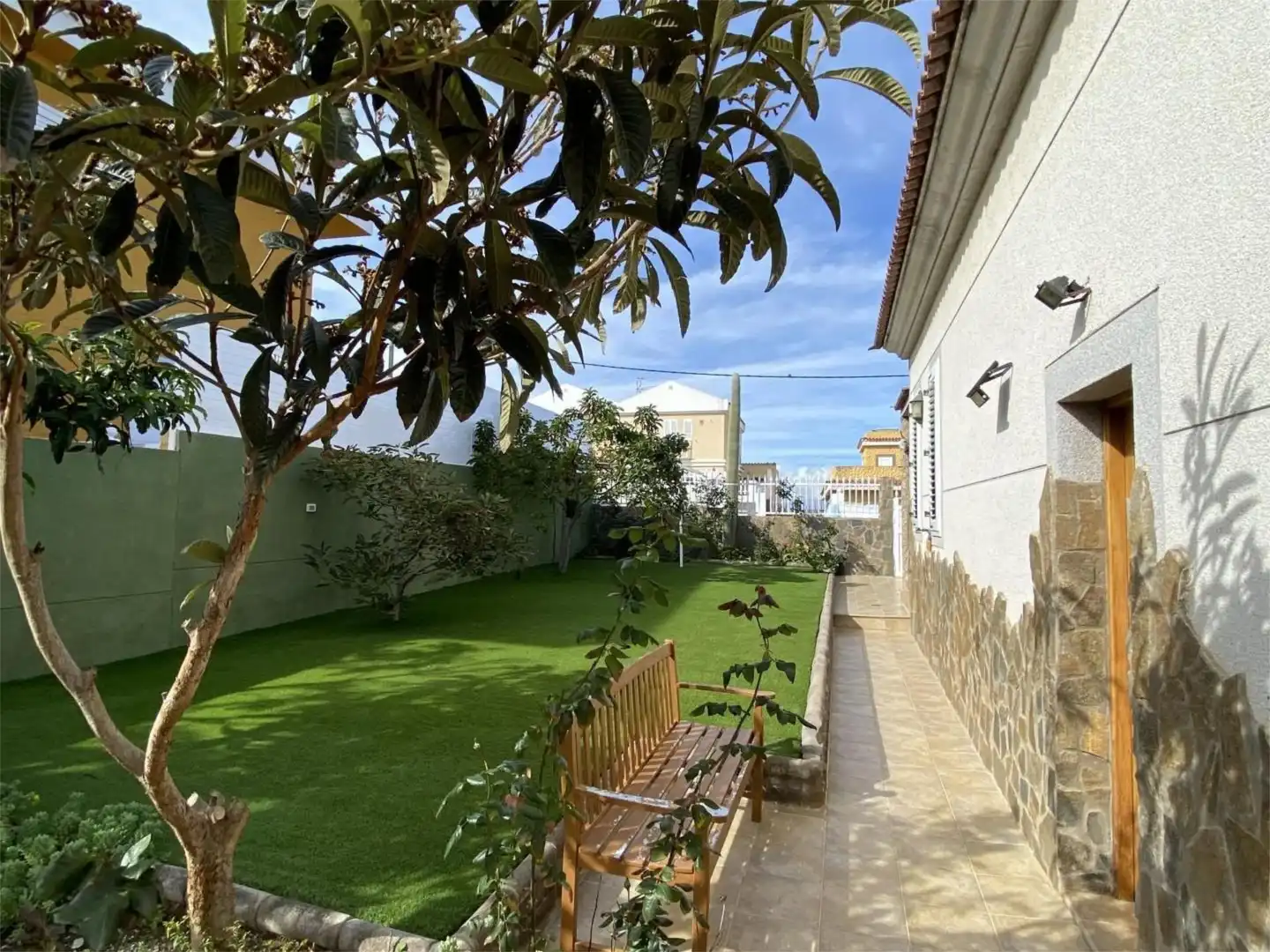 Casa o xalet en venda a Avenida de la Democracia, 39, Las Mesas - El Toscón Jardí de Casa o xalet en venda en Las Palmas de Gran Canaria amb Jardí privat, Parquet i Terrassa