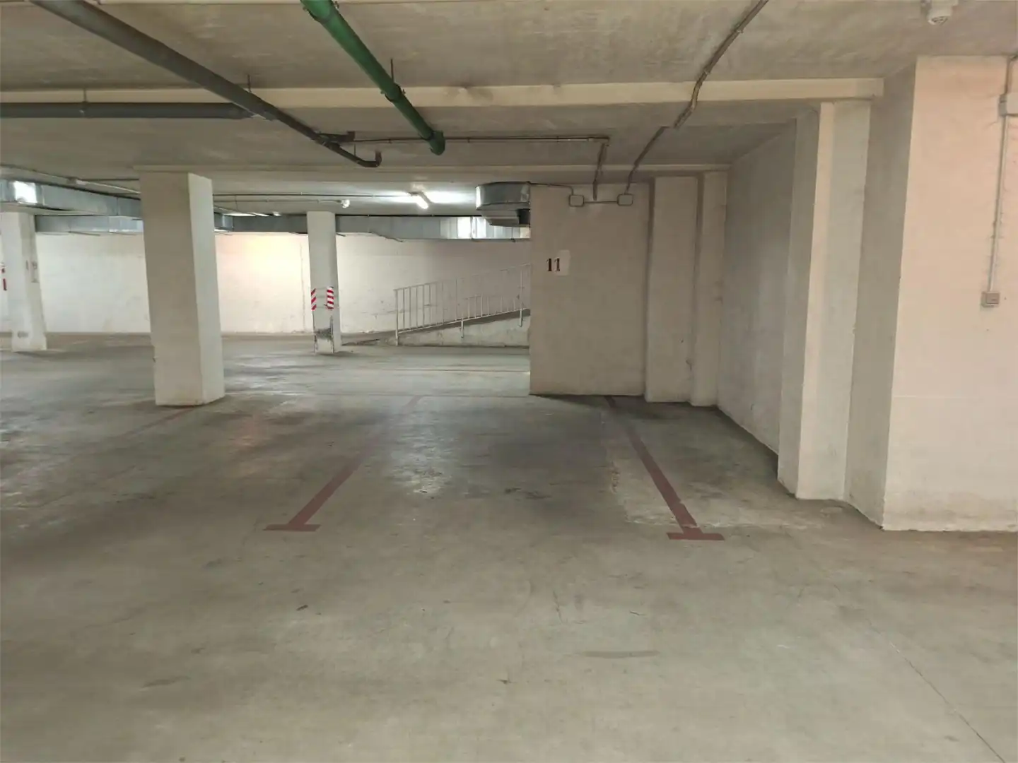 Wohnung zum Verkauf in Calle Gennevilliers, 2, La Bañeza Parkplatz von Wohnung zum Verkauf in La Bañeza mit Terrasse