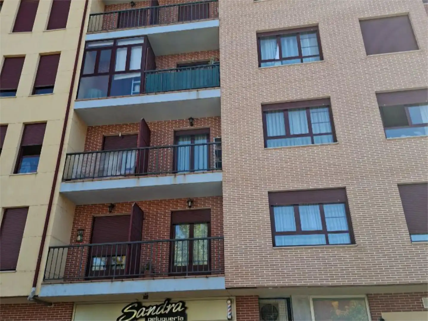 Wohnung zum Verkauf in Calle Gennevilliers, 2, La Bañeza Außenansicht von Wohnung zum Verkauf in La Bañeza mit Terrasse