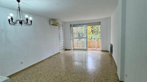 Foto 2 de Piso en venta en Rotonda de Santa Eufemia, S/n, Santa Eufemia, Tomares