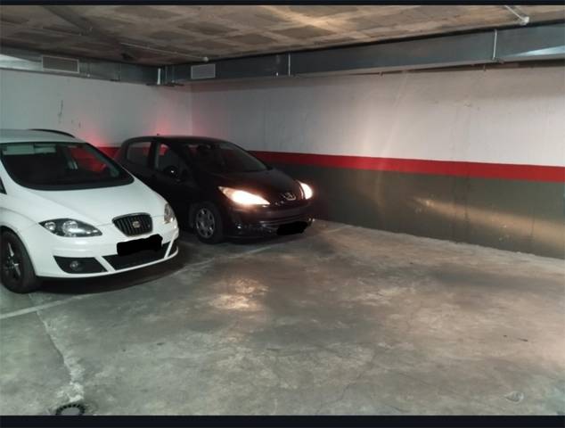 Garaje en Alquiler en Carrer de Concha Espina, 6A en Son Xigala