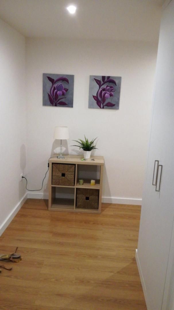 Habitación de Piso para compartir en  Granada Capital con Calefacción, Parquet y Terraza