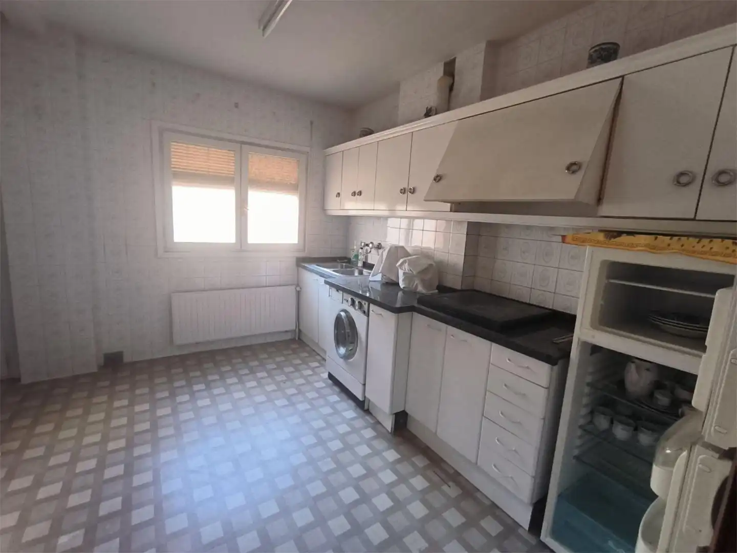 Flat for sale in Calle Severo Ochoa, 4, La Bañeza Kitchen of Flat for sale in La Bañeza with Heating, Terrace and Storage room