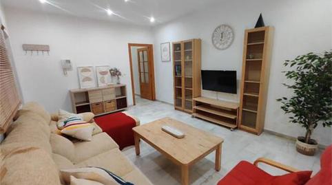 Flat to rent in Centro Histórico, Cádiz Capital - image 4 Photo 4 of Flat to rent in Centro Histórico, Cádiz Capital