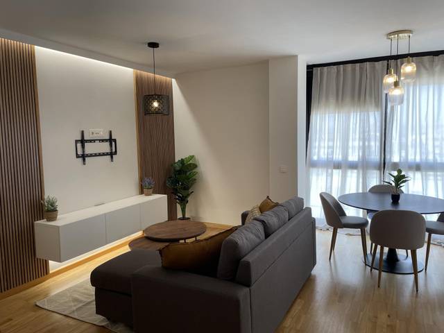 Piso en Alquiler en Bulevar Clara Campoamor, 7 en Las Cañas