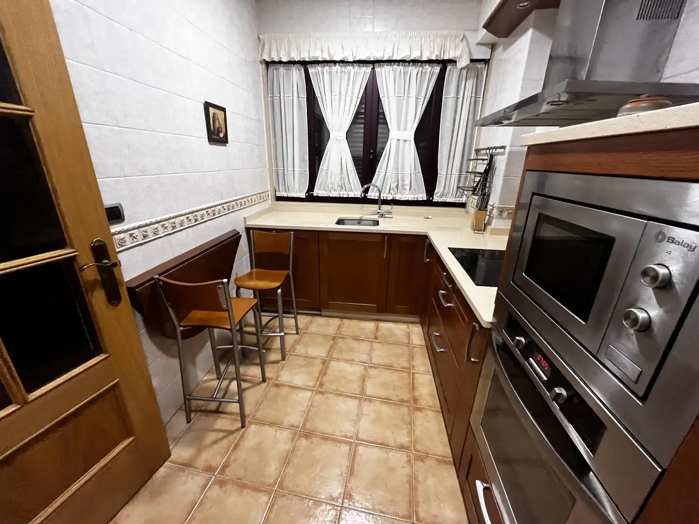 Casa adosada en venta en Rúa Oliva, 34, A Guarda Cocina de Casa adosada en venta en A Guarda con Balcón