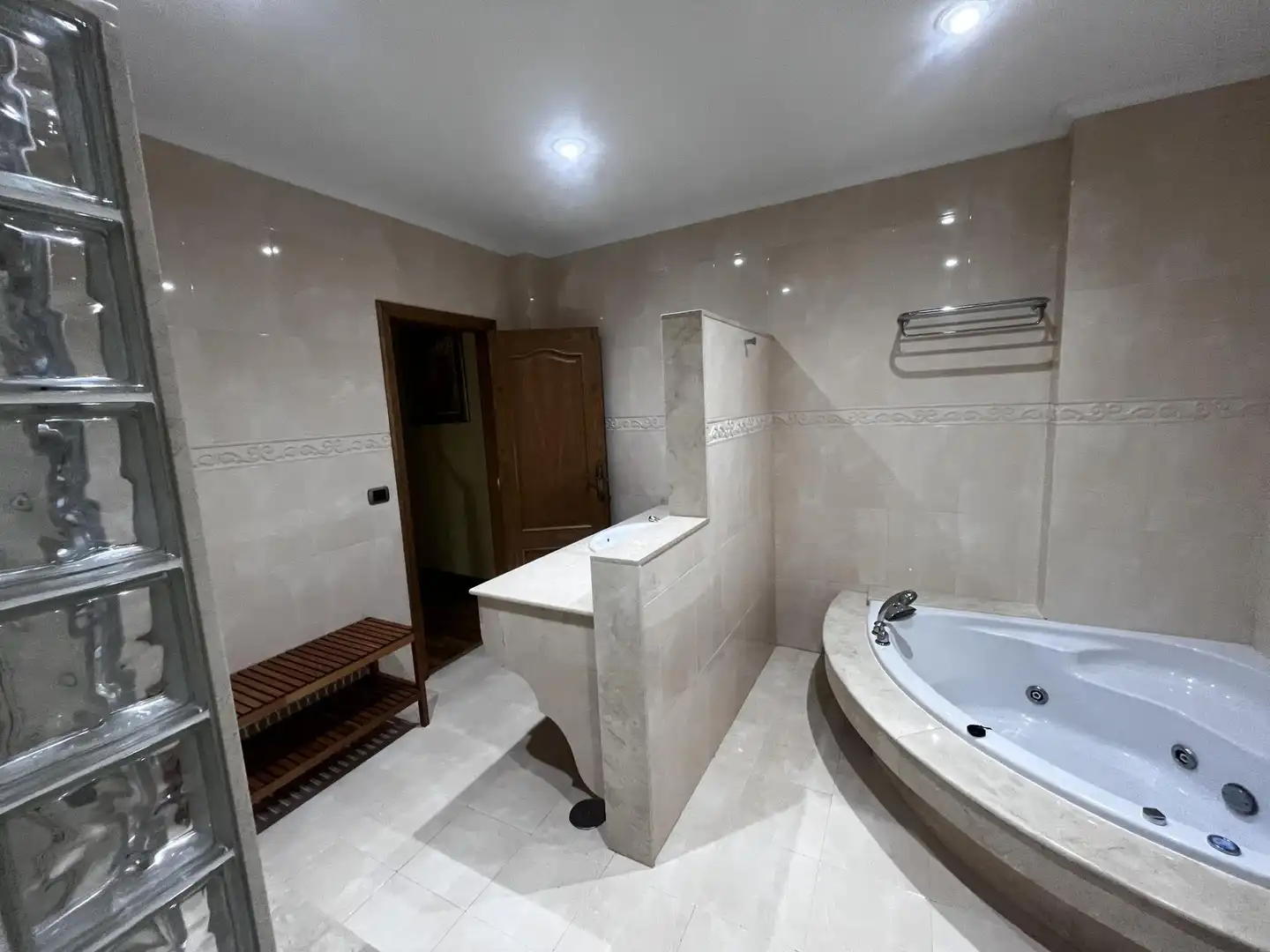 Casa adosada en venta en Rúa Oliva, 34, A Guarda Baño de Casa adosada en venta en A Guarda con Balcón
