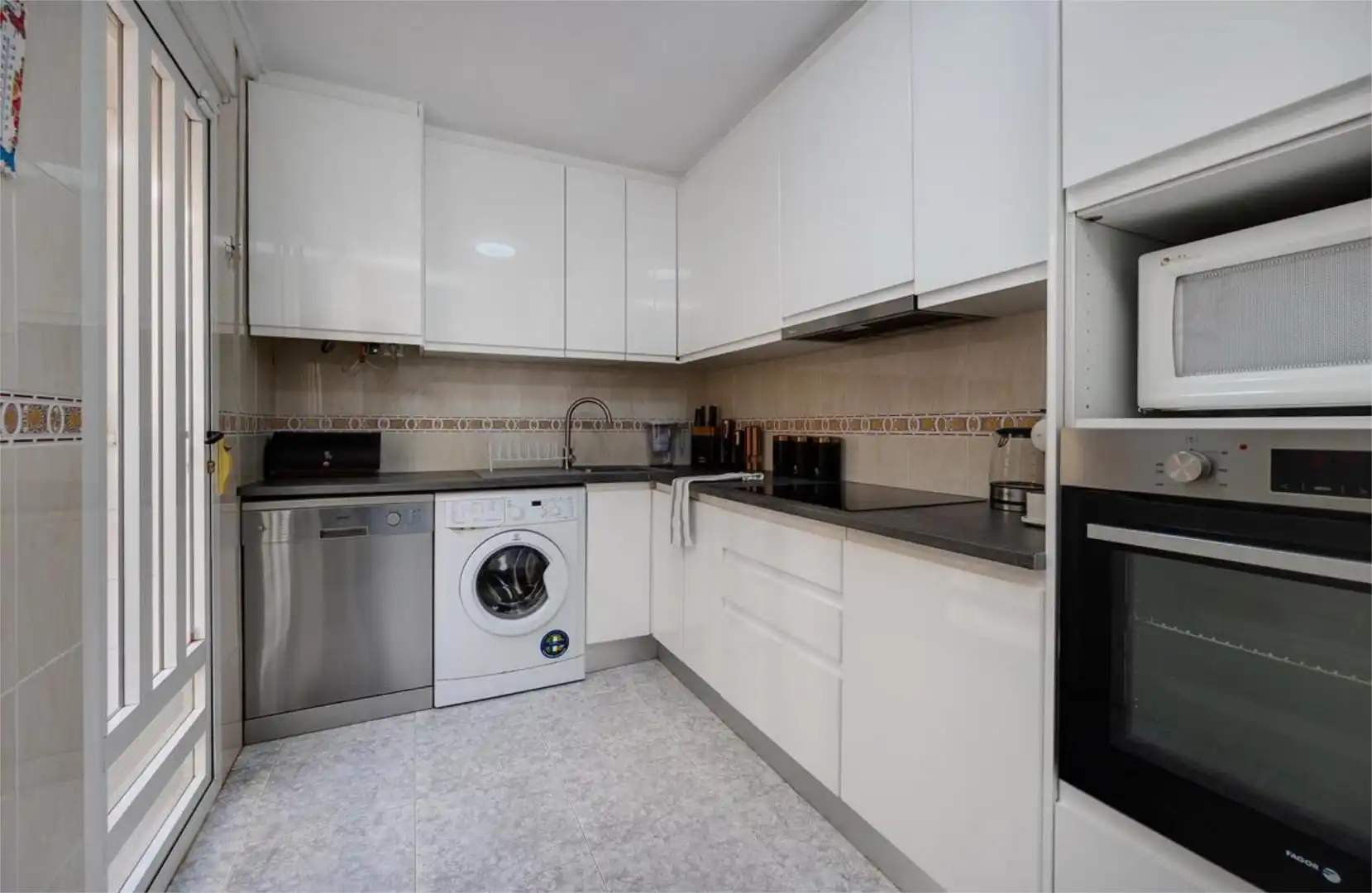Maisonette zum Verkauf in Calle Madamme Curie, 28, Zona los Frutales