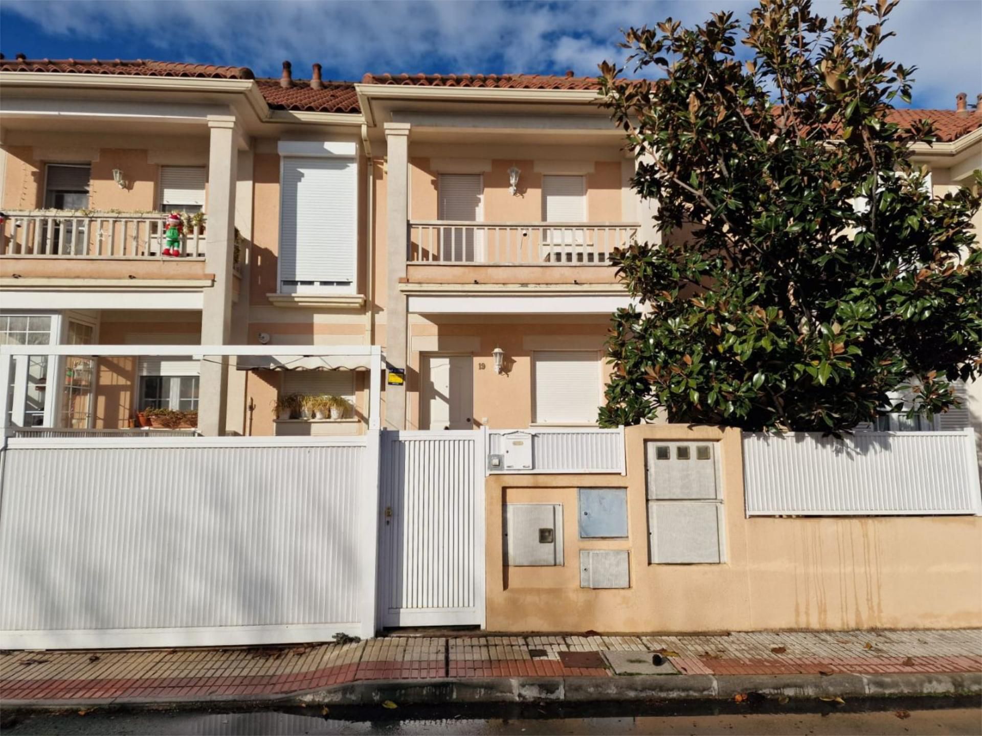 Exterior view of Single-family semi-detached to rent in Galapagar  with Air Conditioner, Heating and Private garden