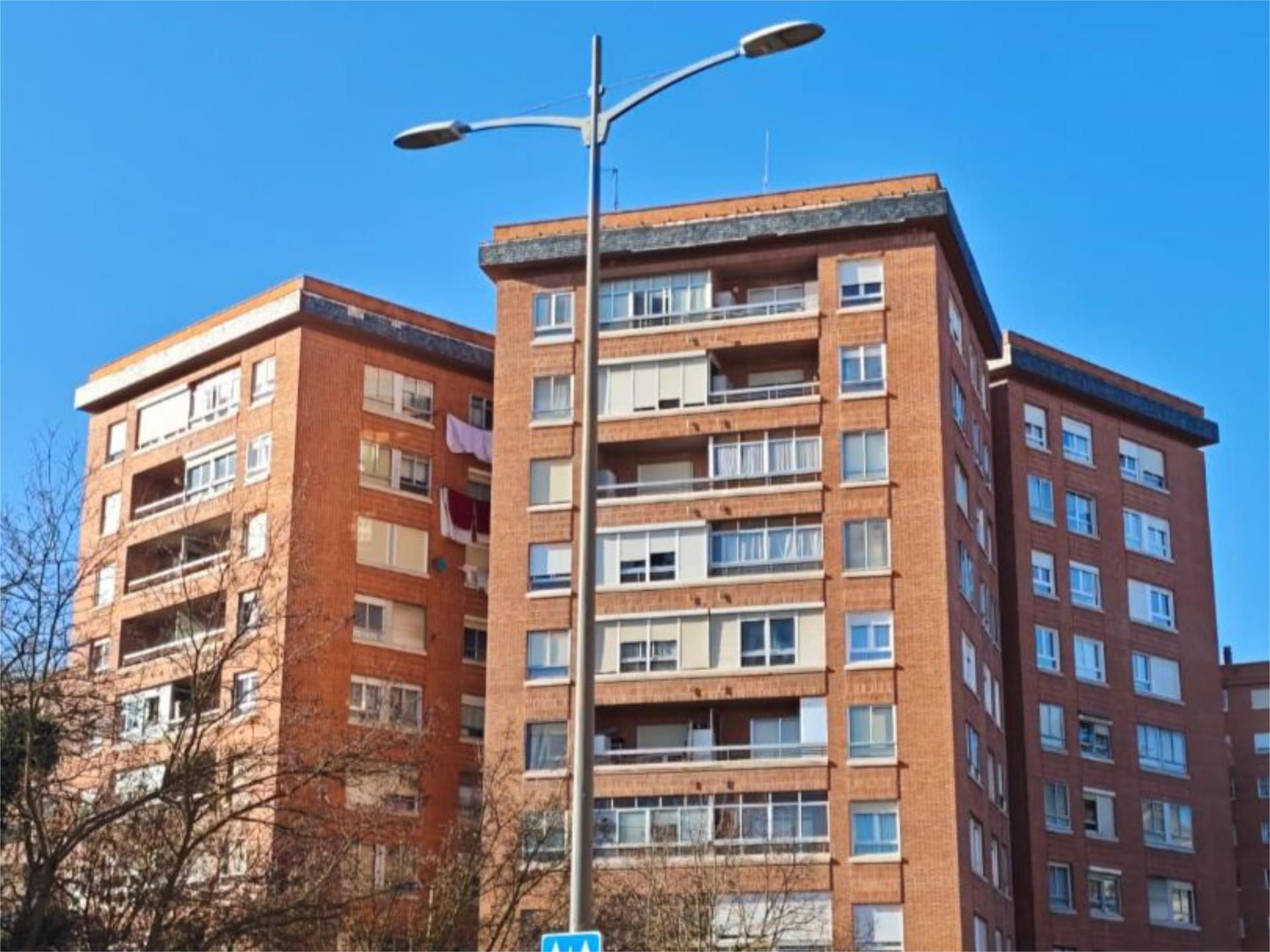 Vista exterior de Piso en venta en Valladolid Capital con Terraza