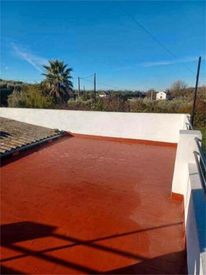 Terrassa de Casa o xalet en venda en Cabra amb Piscina