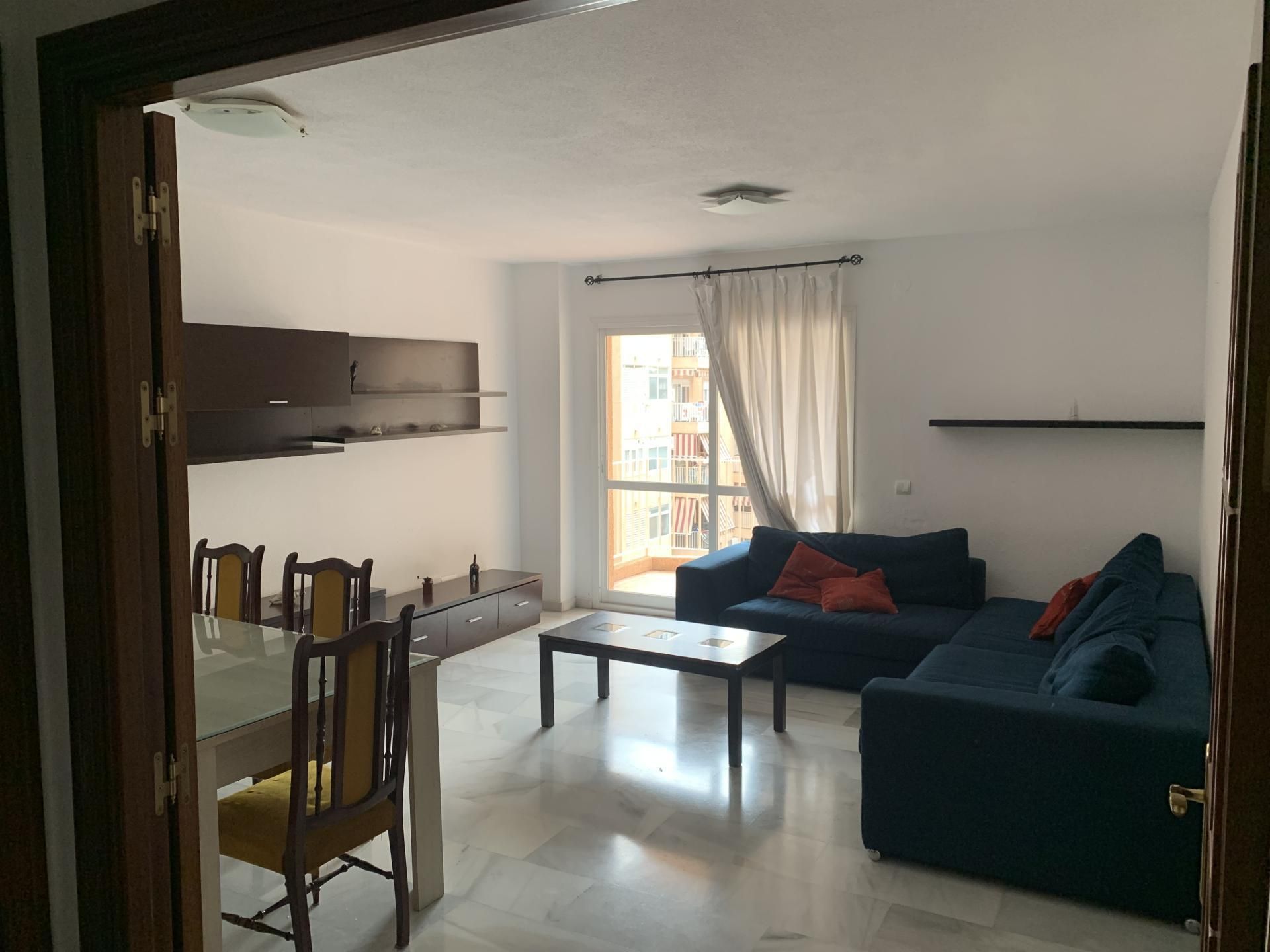 Living room of Flat for sale in Estepona  with Balcony