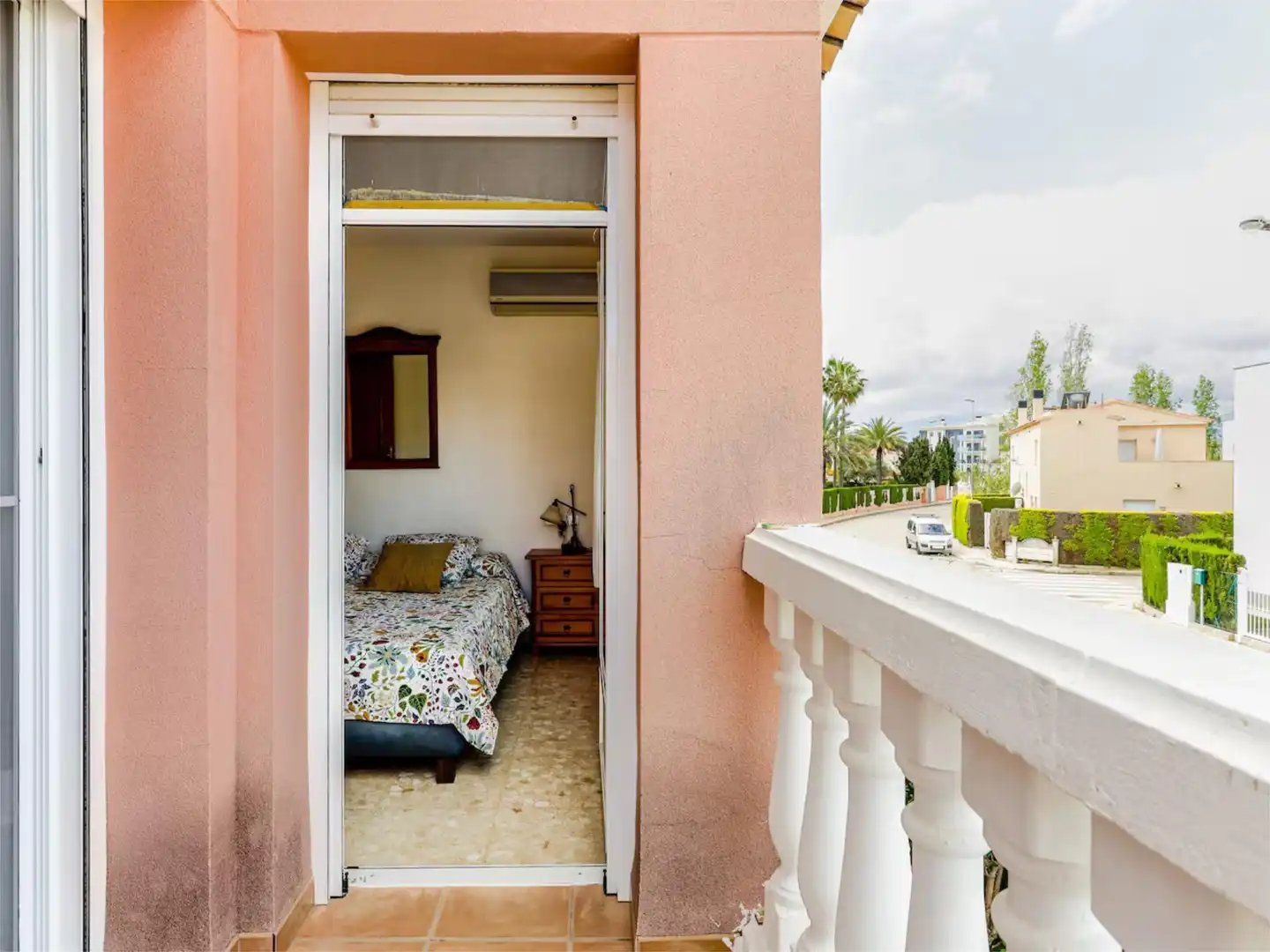 Casa adosada en venta en Avinguda de Gaudi, 9, Oliva Nova Habitación de Casa adosada en venta en Oliva con Aire acondicionado, Terraza y Piscina