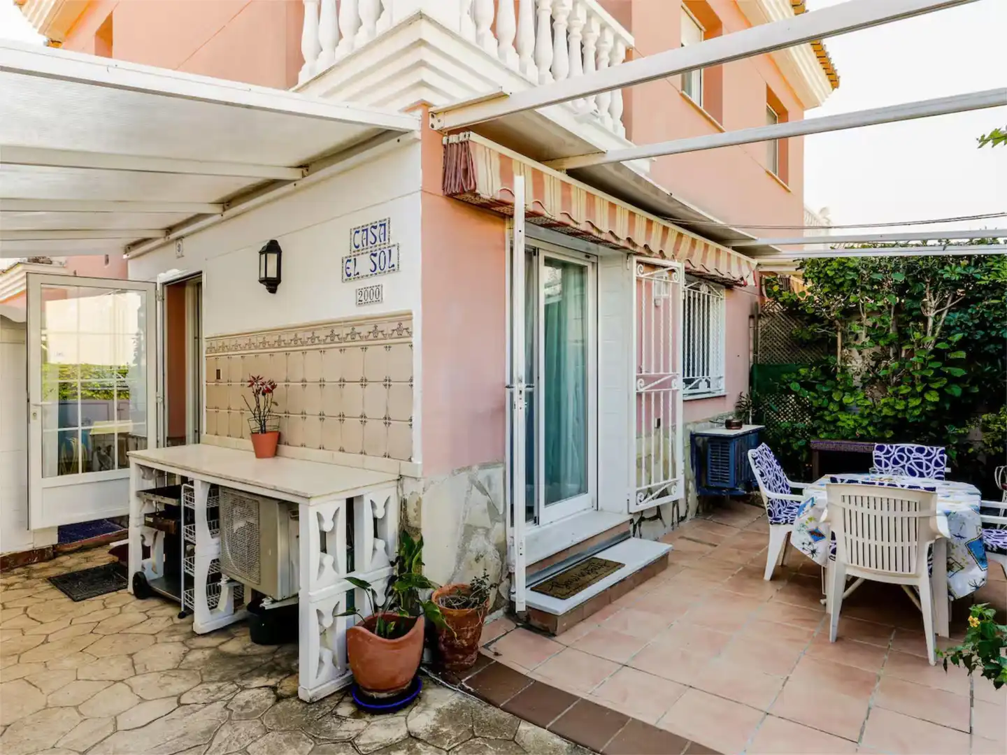 Casa adosada en venta en Avinguda de Gaudi, 9, Oliva Nova Jardín de Casa adosada en venta en Oliva con Aire acondicionado, Terraza y Piscina