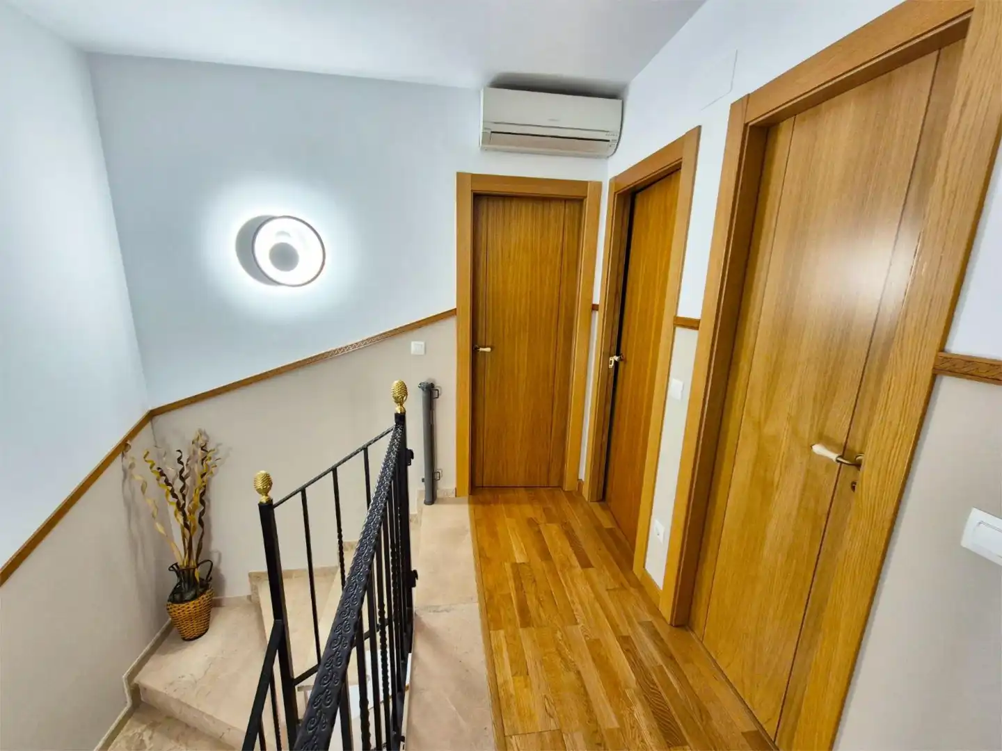 Einfamilien-Reihenhaus zum Verkauf in Calle Virgen del Pilar, 42, Motilla del Palancar Einfamilien-Reihenhaus zum Verkauf in Motilla del Palancar mit Klimaanlage, Heizung und Parkett