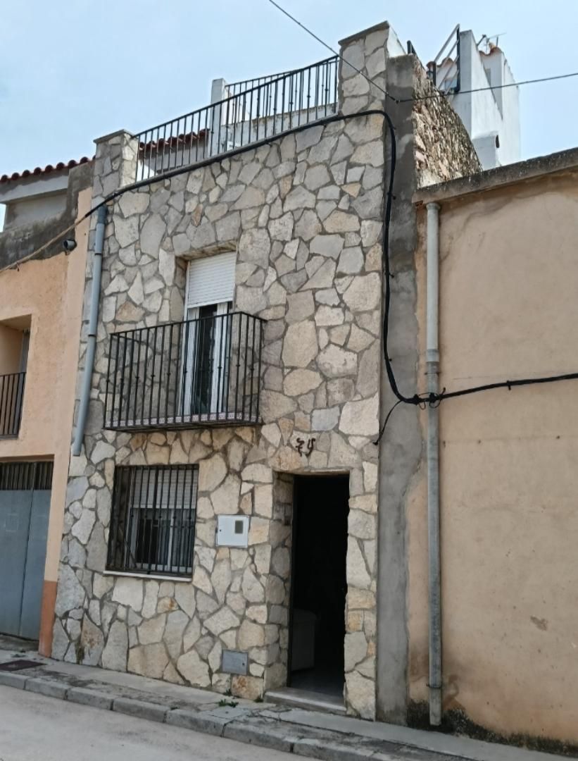 Vista exterior de Finca rústica en venta en Vilanova d'Alcolea con Terraza y Balcón