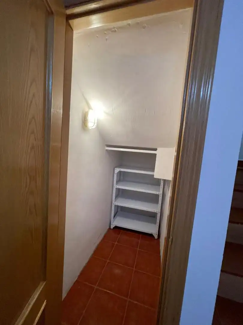 Houses for sale in To-21, 225, Buenavista - Valparaíso - La Legua Houses for sale in Toledo Capital with Air Conditioner, Terrace and Balcony