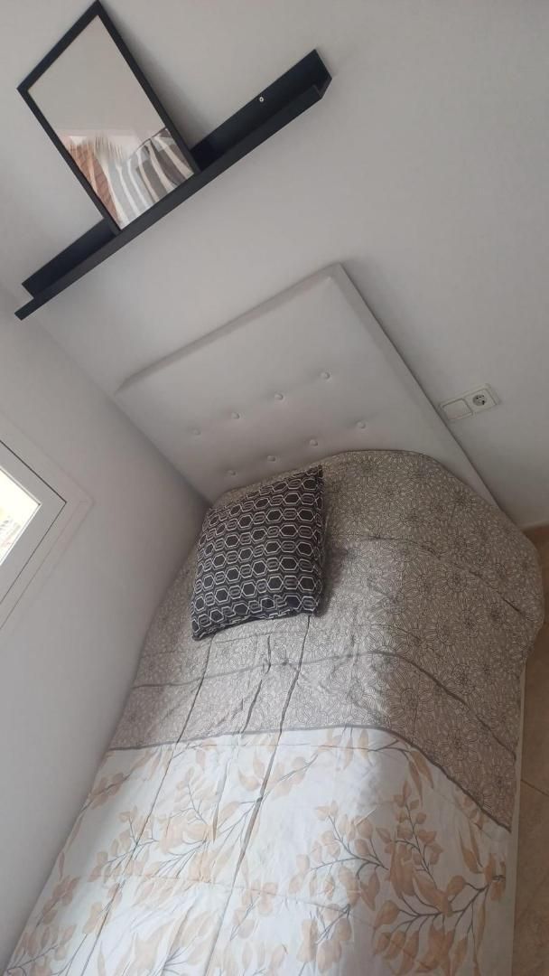 Pis per a compartir a Carrer del Dr. Torras i Bages, 36, Santa Rosa