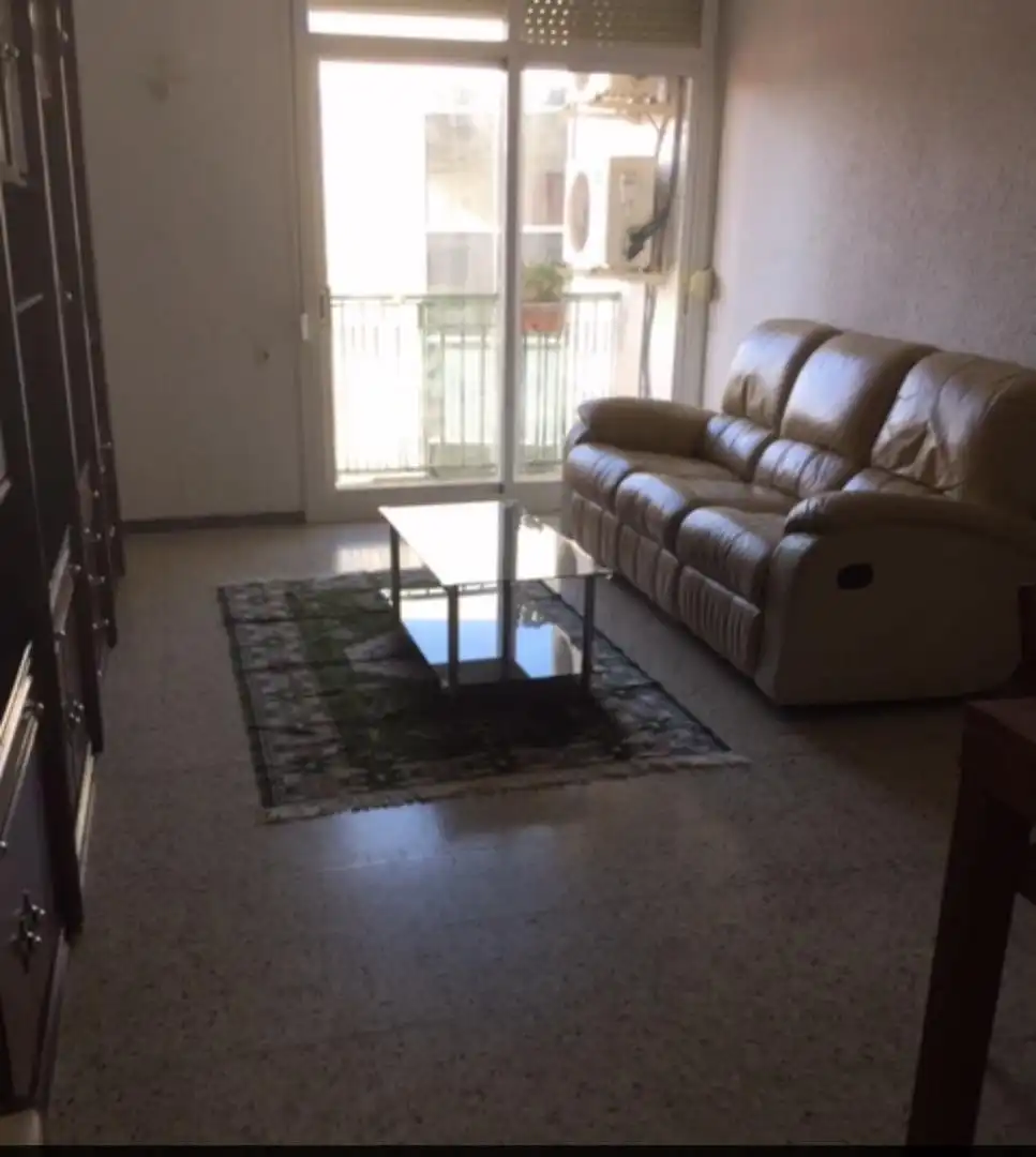 Zimmer in Carrer Ignasi Iglesias, 59, El Gall Wohnzimmer von Wohnung zur untervermieten in Esplugues de Llobregat mit Privatgarten, Terrasse und Schwimmbad