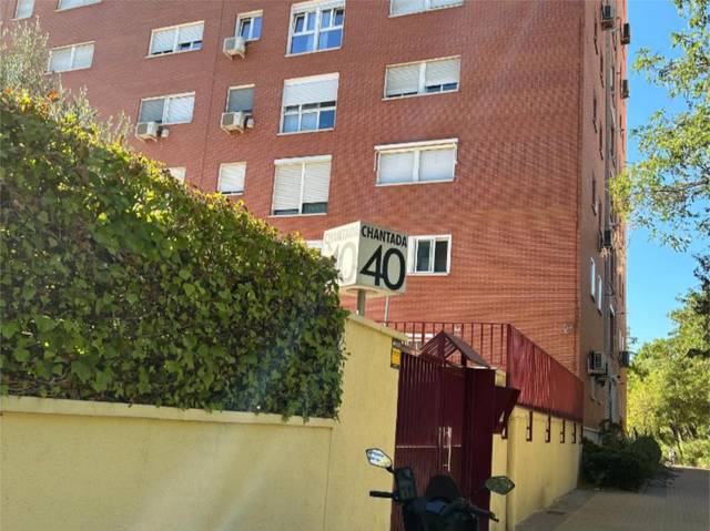 Piso en Venta en Calle Chantada, 40 en Peñagrande