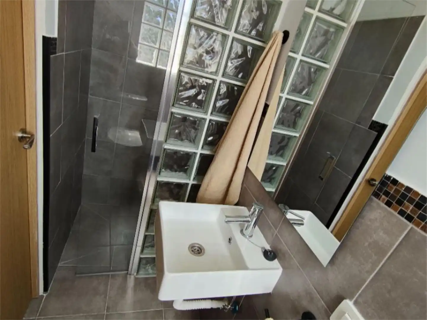 Apartments for rent in Calle Madrazo, 15, Tafira Bathroom of Apartments for rent in Las Palmas de Gran Canaria with Furnished and Balcony