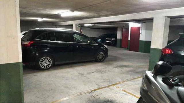 Garaje en Alquiler en Adurtza