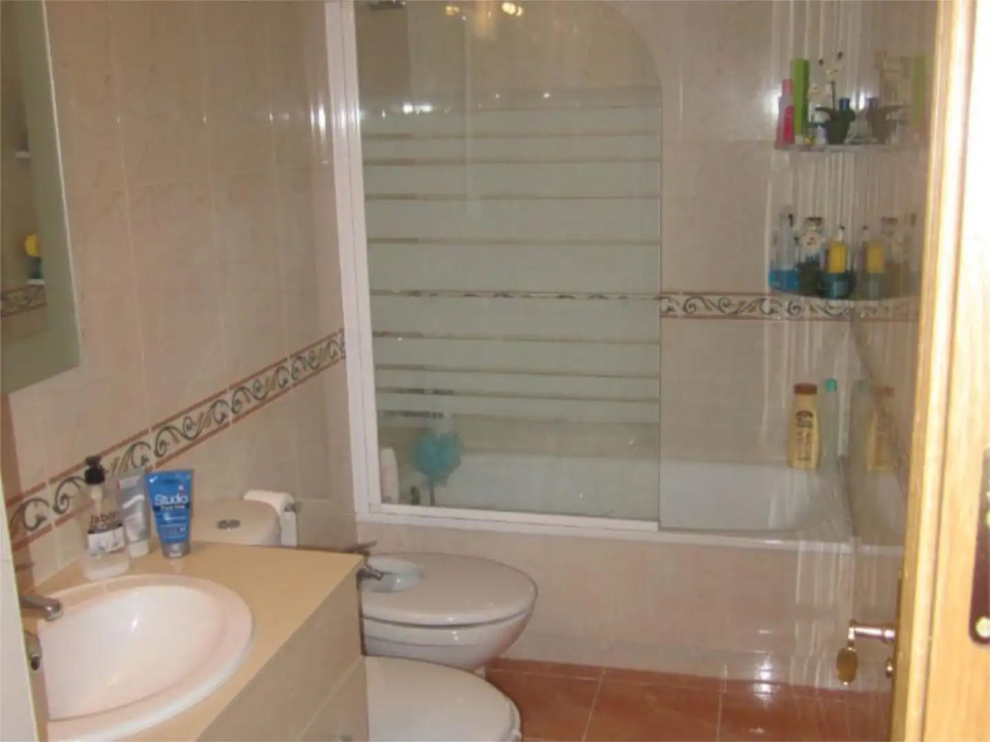 Flat for rent in Calle García Lorca, 1, Campello Playa Bathroom of Flat for rent in El Campello with Terrace, Storage room and Swimming Pool
