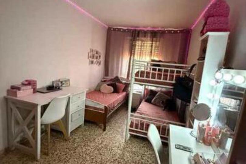 Flat for sale in Requena, Valencia - image 1 Photo 1 of Flat for sale in Requena, Valencia