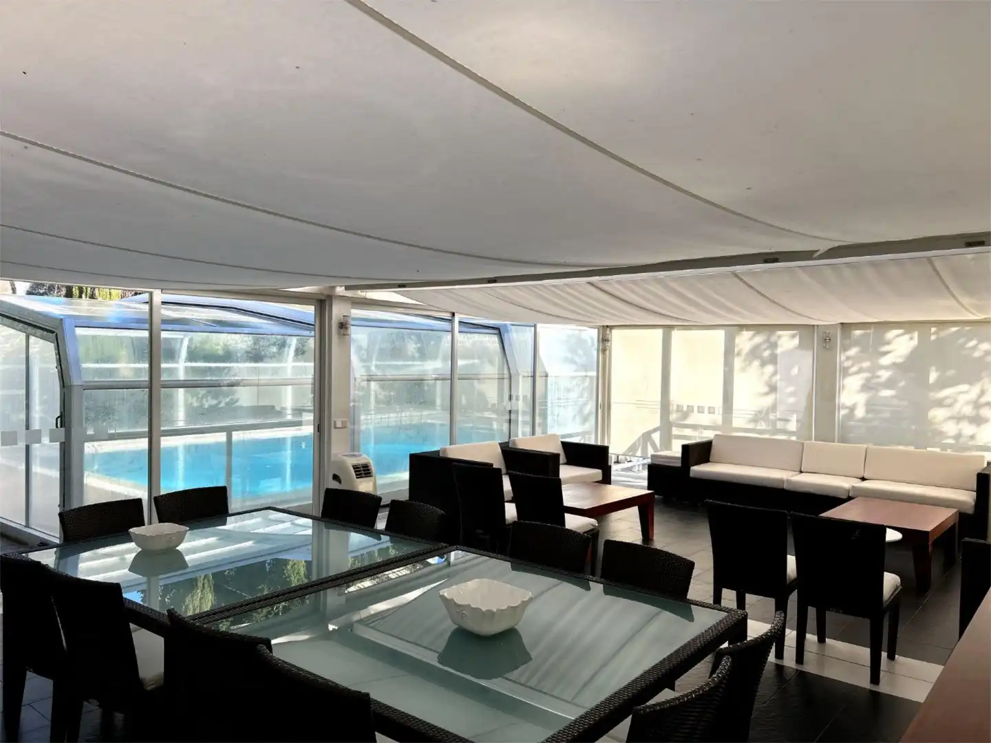 Casa o chalet en venta en Ronda de Sobradiel, 2, Conde Orgaz - Piovera Terraza de Casa o chalet en venta en Madrid con Aire acondicionado, Calefacción y Jardín privado
