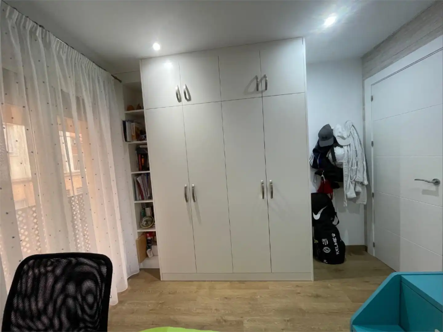 Flat for sale in Calle el Trevenque, 30, Crta. De la Sierra Bedroom of Flat for sale in Granada with Parquet flooring and Balcony